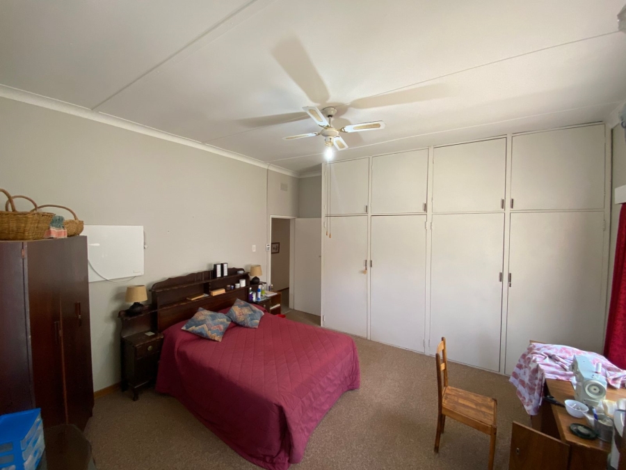 5 Bedroom Property for Sale in Die Bult North West